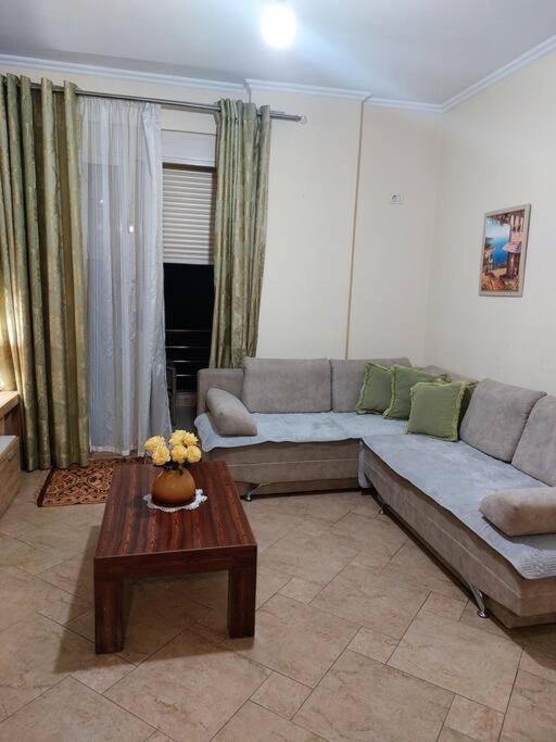 Buneci Apartment Tiranë Ngoại thất bức ảnh